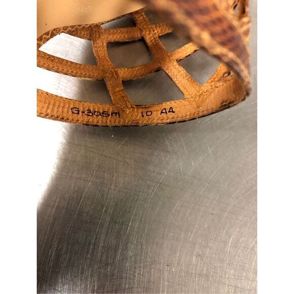 Shoe Strings by Shoe Biz Women’s Open Toe Brown Snakeskin and Leather Heels. No - Picture 6 of 10